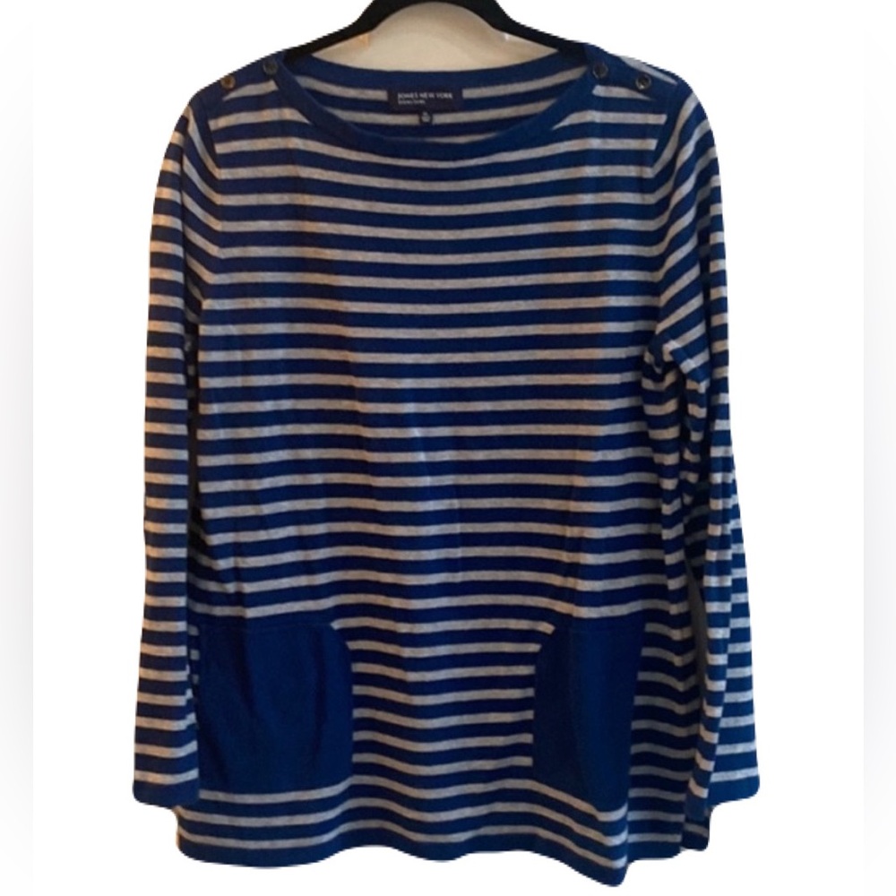 Jones New York light Gray & Blue Striped 2 Pocket Sweater